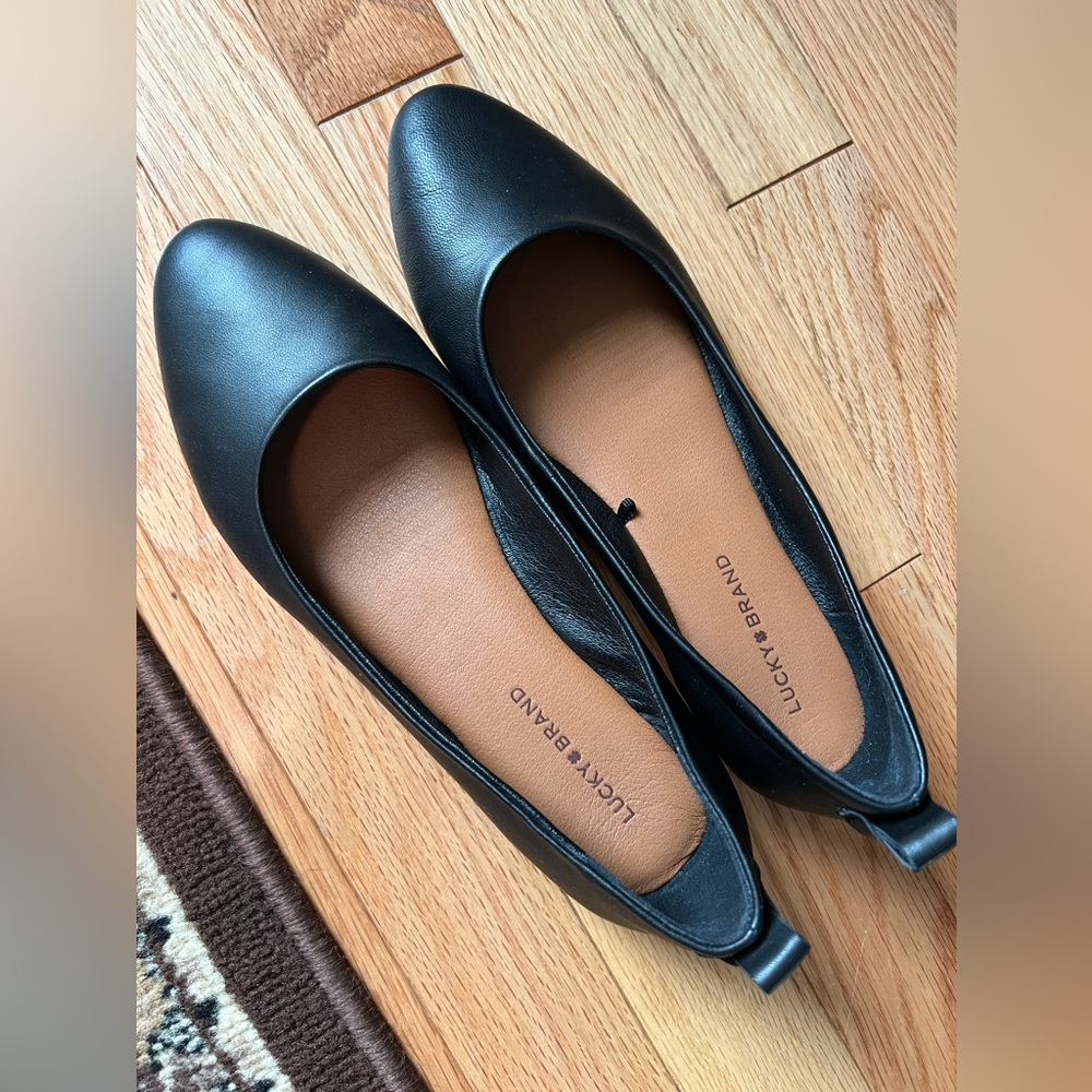 Lucky Brand Canison Black Leather Slip On Ballet Flats Size 7M